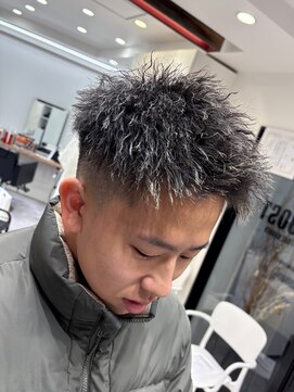ルースト 京都駅前店(ROOST) 縦落ちツイストパーマ/MEN’S HAIR/刈り上げマッシュ