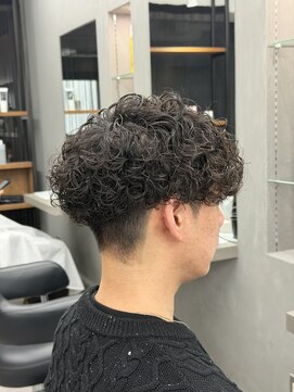 オーバルバイアピッシュ(OVARL by apish) プードルパーマ/強めパーマおしゃれメンズパーマ