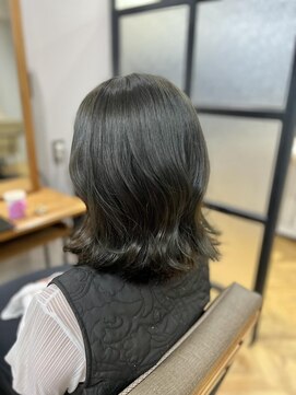 アルート 町田店(aroot) 外ハネミディアム