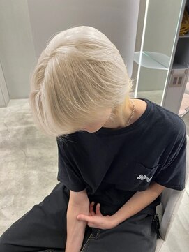 ジェム(GEM) 抜きっぱなしブロンド  男女共に人気です！