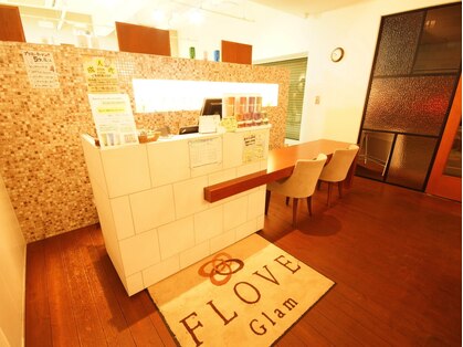 フローブ グラム(FLOVE Glam)の写真