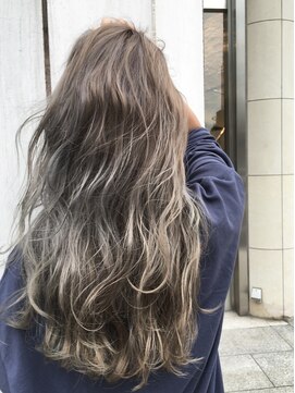 ウィルゴ(VIRGO) 外国人風ハイライトグラデーションカラー☆