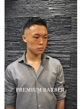プレミアムバーバー 赤坂店(PREMIUM BARBER produce by HIRO GINZA) スキンフェードスタイル ジェットモヒカン