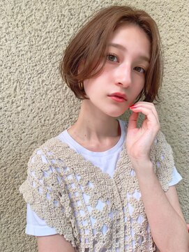 シー バイ ロンド 新宿(Sea by Lond) ミルクティーベージュ耳かけショートボブ