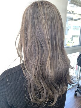 ジウ 上通り(JIU) 30代40代大人かわいいゆるふわ愛されグラデーション