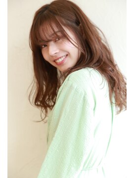 エクリ シセイドウ 麻布十番店(equri×SHISEIDO) 【麻布十番】ゆるふわエアリーロング