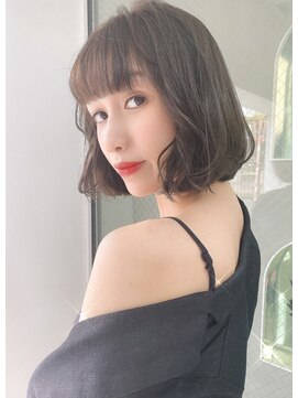 モイシェン(mauschen) ボブ×アッシュベージュカラー