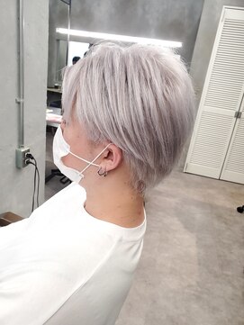 エイト 池袋店(EIGHT ikebukuro) ホワイトカラー☆