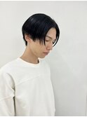 黒髪センターパートショート