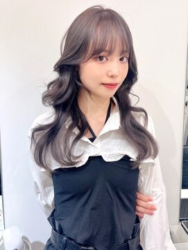 ランテルディ 渋谷(LANTERDIT) グレージュカラー ロングヘア シースルーバング トリートメント