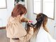 フィール ヘアーアンドメイク(FEEL HAIR&MAKE)の写真/今までの縮毛矯正とは違う、毛先までやわらかな質感のストレートヘアに♪髪のお悩みを解消いたします◎