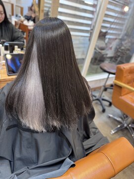 ハル(HARU) インナーカラーシルバー