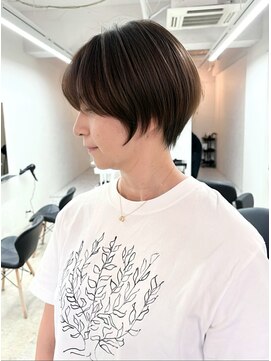 ビビッド(vivid) 20代30代40代ショート