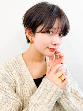 エルプラスヘアー(L+hair) 透明感グレージュ×ハンサムショート◎30代40代前下がりボブ