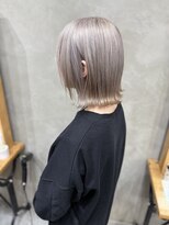 if ホワイトベージュ/切りっぱなしボブ