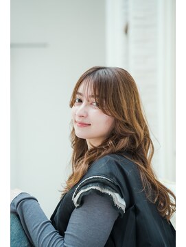 クレスアール 大人可愛いくびれロングレイヤー