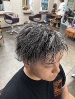 スタイルエイチ(Style‐H) ツイストパーマ×ホワイトメッシュ