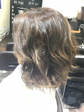 サムブリッジ(SOMEBRIDGE) 外国人風ベージュ(SOME BRIDGE亀有)