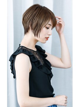 ヘアーラウンジトリップ(hair lounge TRiP) 30代40代50代黄金比ボリュームショート
