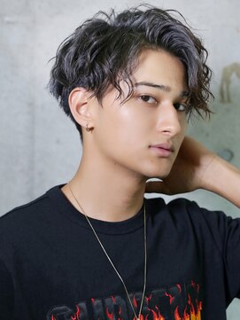 リップス 表参道店(LIPPS) ソフトツーブロックフェザーマッシュトランクスヘア