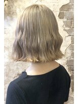 マギーヘア(magiy hair)&nbsp;ミルクティーシルバー［magiyhair西部笑］