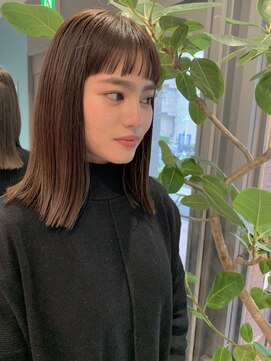 ノエ トトン(noe tton) ぱつっとオン眉