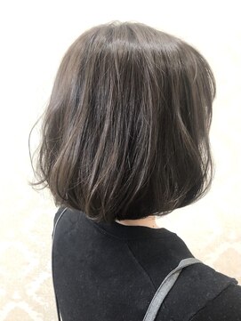 グランヘアー 神居店(GRAN HAIR) 【GRAN HAIR 神居店】グレーカラーのお洒落ボブ