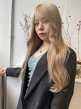 ピア(Pia) 『ハイトーンでも馴染むシールエクステ』