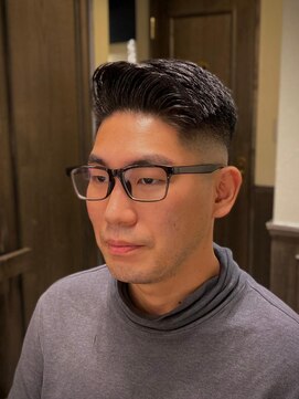 バレス 田町(BALES) [スキンフェード/ツイストスパイラル/田町]