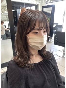 アクアオモテサンドウ(ACQUA omotesando) ＊ブリーチなしアッシュベージュ韓国風くびれミディアムレイヤー