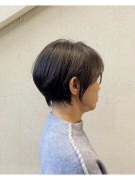 ハルキ ミナト ジャパン オオサカ(HARUKI MINATO japan OSAKA) 40代50代小顔似合わせカットくびレイヤーエモージュ大人可愛い