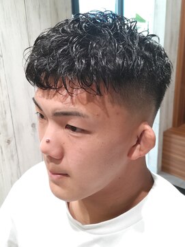 ヨシザワインク バンダイ(YOSHIZAWA Inc. BANDAI) 新潟/万代/短髪/フェード/緩パン/アイロンパーマ/お洒落ヘア