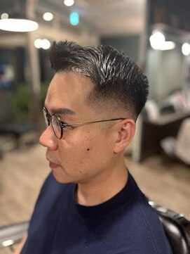 ワンワンオー バーバーショップ 長浜店(@110 BARBER SHOP) フェードスタイル