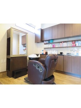 『1席のみのプライベート空間』1席の貸切型サロンなので、あなただけの時間を過ごせます＊