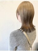 ベージュカラー ポイントカラー 担当近森