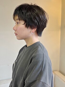 タヴィ(Tavi) 顔周りレイヤーショートパーマスタイル/ショートカット/ショート