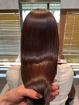 ミューシェレゴ(meauche...lego) 髪質改善/ツヤ髪/ブラウンレッド/ストレートロング