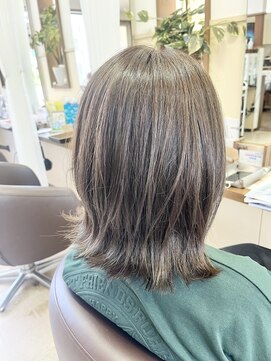 コア フィール ア デイ(COIFFURE A DAY) 《見附　今町》
