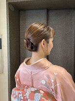 キーポイント(K Point) シンプルシニヨン