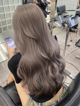 サンクプロジェクト(cinq PROJECT) ヘーゼルモカチャコールグレーベージュミディアムハッシュカット