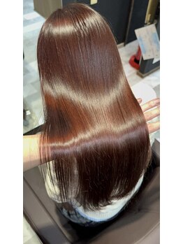 リオリス ヘア サロン(Rioris hair salon)の写真/ダメージやパサつきをケアして、思わず触れたくなる艶髪へ。髪質に合わせた本格ケア♪