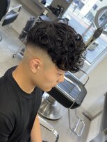 グルーマーズトウキョウ(GROOMER/S TOKYO)&nbsp;men's/メンズ/スペインカール/スキンフェード/メンズパーマ