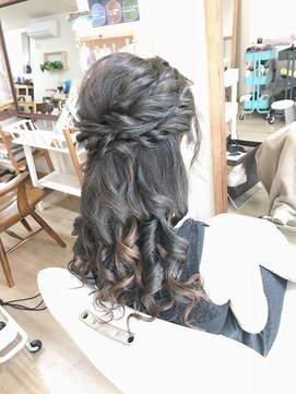 ロカット サロン(Roquat Salon) ロングハーフアップアレンジ【ヘアアレンジ　立川/立川南口】