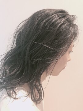 ビーティベーシック(B.t.Basic) 垢抜けざっくり巻き