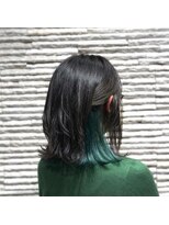 ビス リアン 川口店(Vis lien)&nbsp;インナーカラー／イヤリングカラー/グリーン／グレージュ