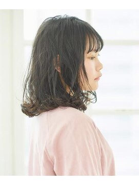 ハンズクルー (Hands Crew) ウェットなカールスタイル