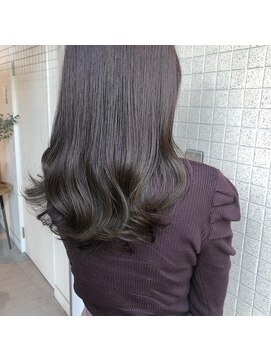 イツモノトコロ(kami to zakka) 【イツモノトコロ】ブリーチなしオリーブカラー♪