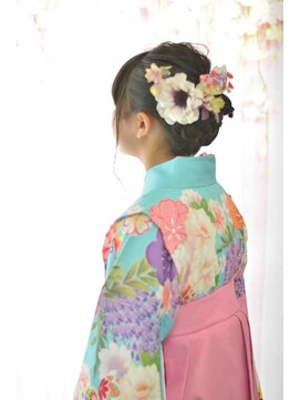 ヘアーアンドメイク ホワイトキッス(hair&make WHITE KISS) 卒業式　ゆるふわアップ＆袴着付け