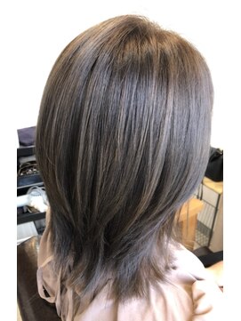 ブルービー(Blue Bee) レイヤーカット