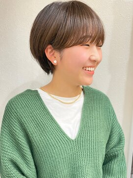 メロウ 神戸三宮(mellow) 耳掛けショート